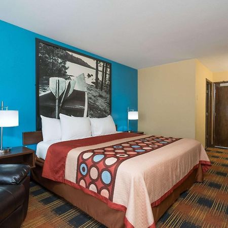 Super 8 By Wyndham Rochester Mayo Clinic Area Exterior foto